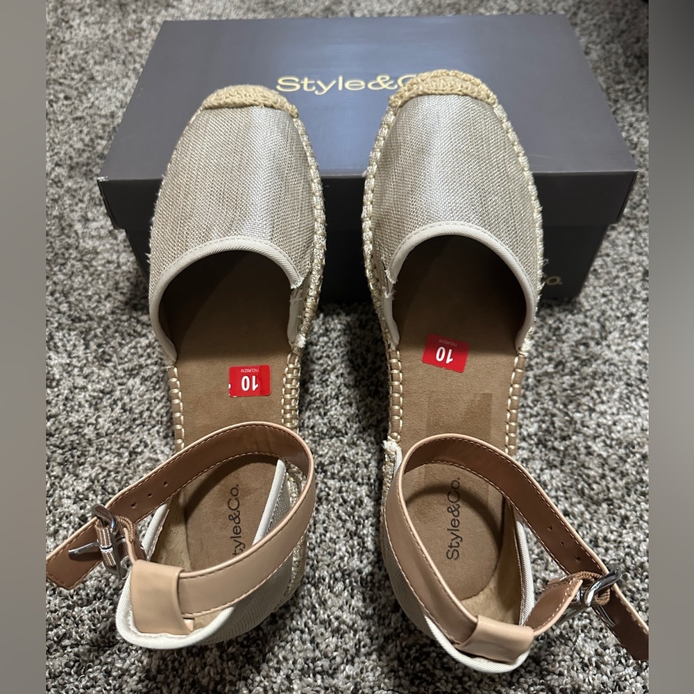 NWT Style and Co Espadrilles 10M